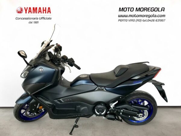 T MAX 560 BLU OPACO 2023