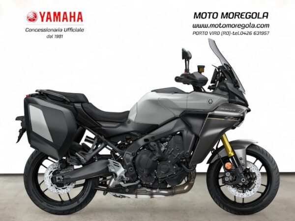 TRACER 9 GT Y-AMT ARGENTO OPACO 20252
